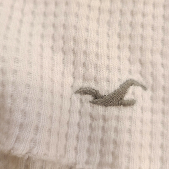 Hollister Cut Off Cropped Cotton Pull Over Shirt Size Medium - Picture 6 of 9